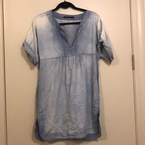 Jean/light blue Zara dress